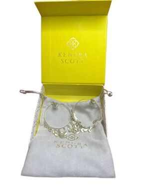 Kendra Scott Natasha Gold Tone hoop earrings